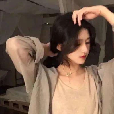 不装了,我比英雄还强